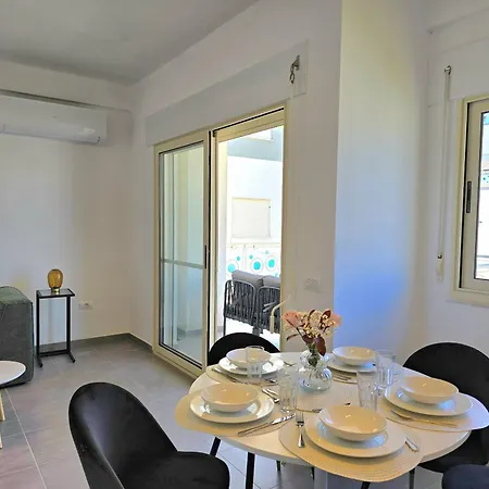 Apartment Sunny - 273 Durres